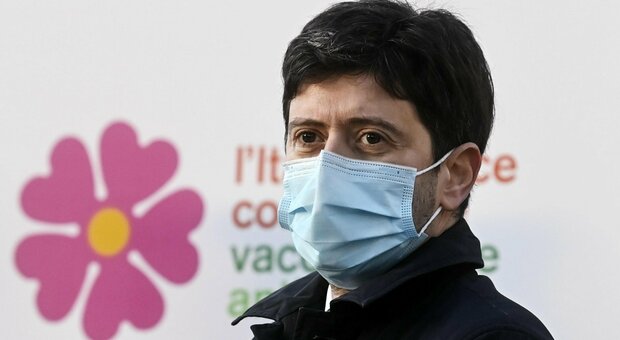 Coronavirus, Speranza: «Curva contagi in risalita, prossime settimane non facili»