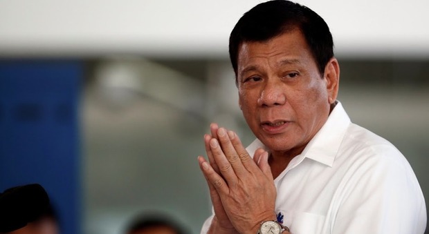 Duterte svela l'episodio durante il discorso tenuto in occasione del vertice dell'Apec