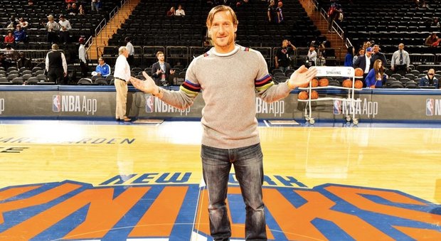 Totti conquista New York: l'Nba lo celebra al Madison Square Garden