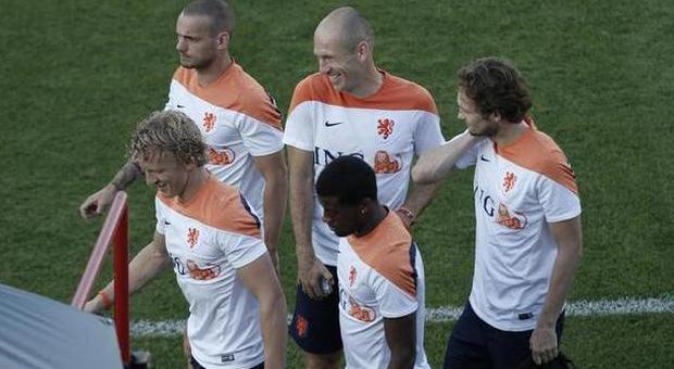 L'Olanda attacca la Fifa: "Cacciati dall'hotel a Rio per far spazio a dirigenti e burocrati"