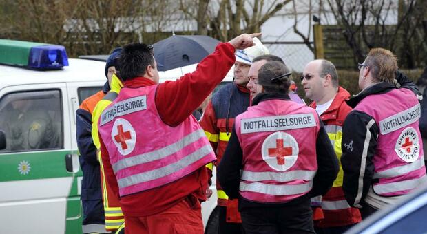 Germania, auto piomba su gruppo di scolari: morta una delle tre bambine gravemente ferite