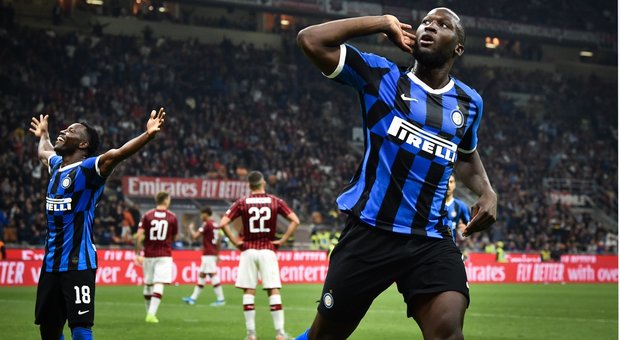 Milan-Inter 0-2: Brozovic più Lukaku, Conte resta in vetta a punteggio pieno