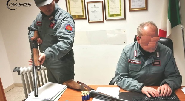 Cacciatori con fucili nella Riserva naturale: due denunce dai carabinieri forestali