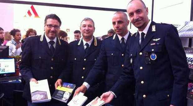 Torino, al Salone del libro cinque poliziotti scrittori: dal terrorismo al mondo di Internet