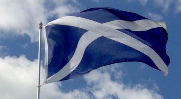 Scozia, 51% a favore dell'indipendenza. Tra 10 giorni il referendum