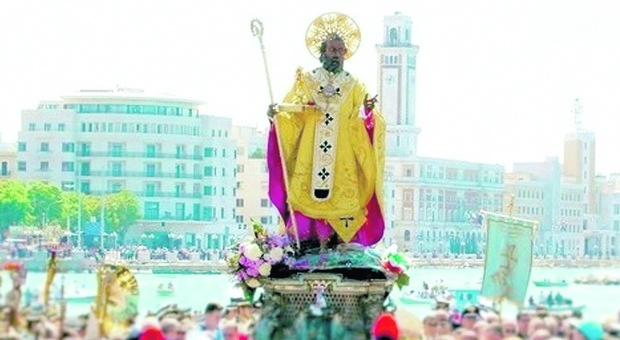 Bari, processione e corteo storico: torna la festa di San Nicola