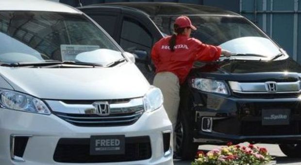 Honda richiama due milioni di auto nel mondo per problemi agli airbag