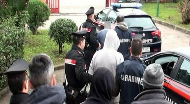 Arresti «organizzati» per accumulare ferie, cinque carabinieri nei guai a Montecorvino