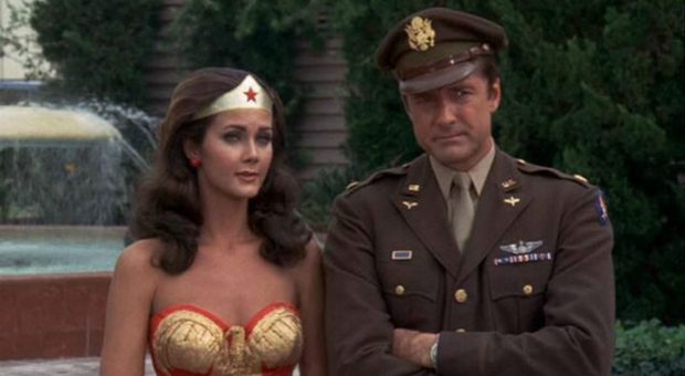 Cinema, morto Lyle Waggoner: star di Wonder Woman con Lynda Carter