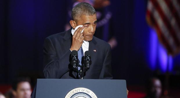 Obama, addio alla presidenza nella 'sua' Chicago tra le lacrime