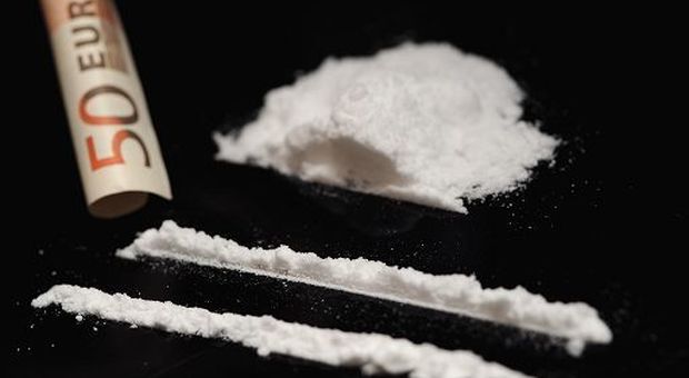 Vendeva cocaina in casa: carabinieri arrestano 80enne