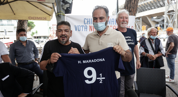 Comunali a Napoli. Hugo Maradona resta appeso a un filo. Rivellini: «Lo candideremo lo stesso»