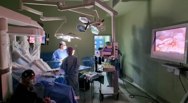 Intervento chirurgico in diretta mondiale: 50mila persone collegate online