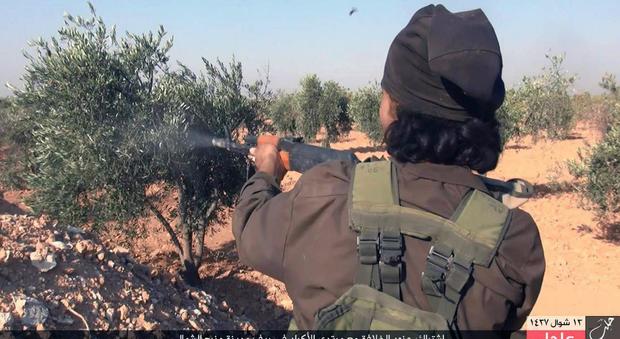 Siria, l'Isis si ritira da Manbij: liberati 2 mila civili ostaggi