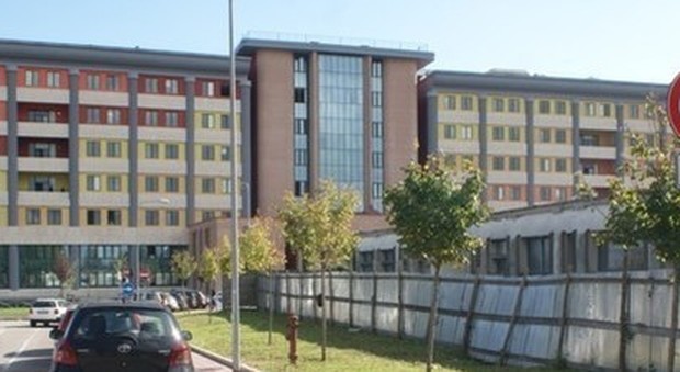 Ospedale di Frosinone, il Tribunale del Malato: "Sale operatorie inutilizzate e pochi medici"