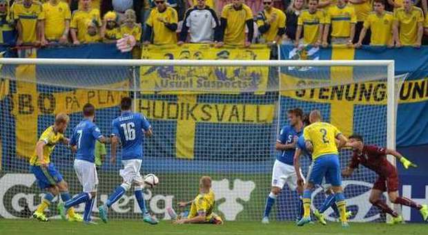 Italia-Svezia 1-2: falsa partenza degli azzurrini, Guidetti e Ishak ribaltano la gara. Il Portogallo batte l'Inghilterra 1-0