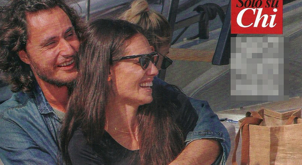 Marica Pellegrinelli in vacanza a Ibiza col fidanzato Charley Vezza (Chi)