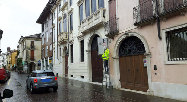 A Vicenza è scontro sulla riapertura al traffico di corso Fogazzaro