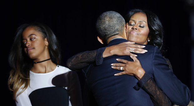 Obama, a Chicago l'ultimo discorso da presidente: «Non mi fermo»