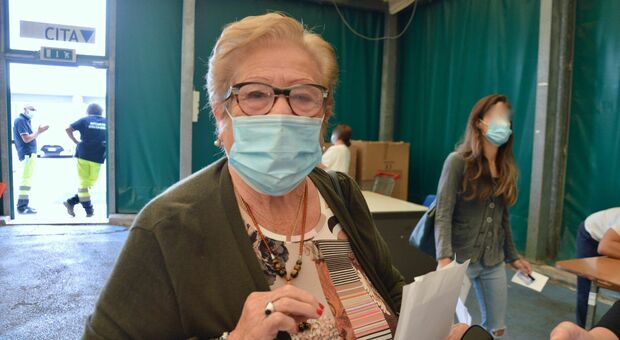 Camilla Nanni, 92 anni, fa la terza dose di vaccino anti-Covid