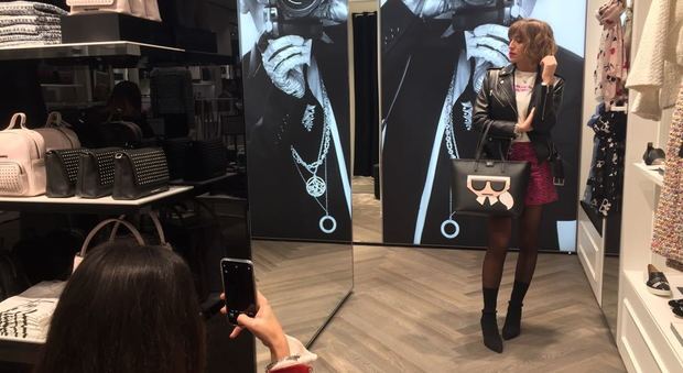 A La Reggia Designer Outlet arriva Karl Lagerfeld, icona mondiale della moda
