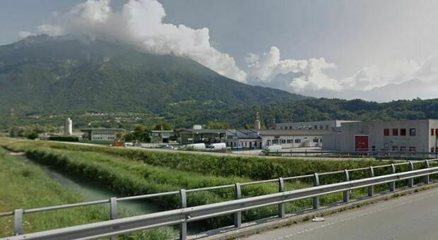 Il torrente Rai nella zonda industriale dell'Alpago, la seconda per importanza in provincia di Belluno
