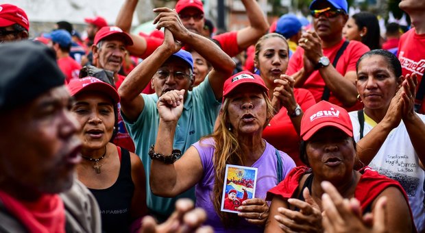 Sostenitori di Maduro a Caracas
