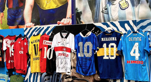 Spartak, una maglia per Maradona: i russi e l'omaggio ai Quartieri