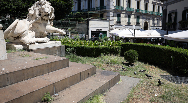 I giardini piazza dei Martiri ripuliti