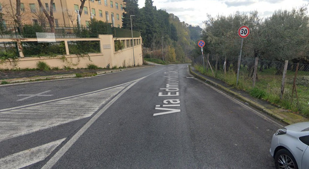 Roma, Via Edmondo De Amicis: il comune interverrà per mettere in sicurezza gli alberi della strada detta “K2”