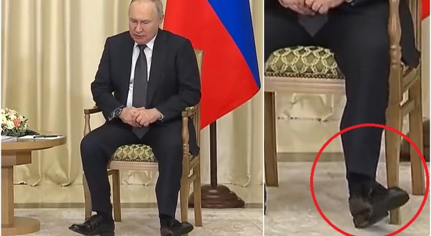Putin, i piedi non stanno fermi durante l'incontro con Lukashenko. «È sintomo del Parkinson»