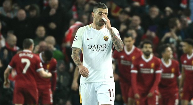 Uefa, procedimenti per Liverpool e Roma dopo i disordini di Anfield