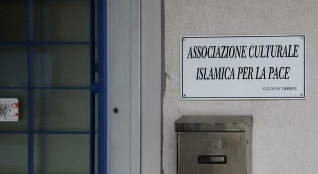 Centro islamico, è scontro tra Comune e associazione musulmana "Arrahma"