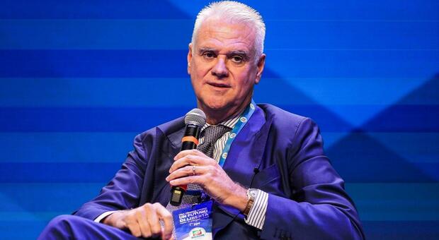 immagine Zangrillo: «Autorizzazioni più rapide per commercio ed edilizia. Assunzioni per il Giubileo»