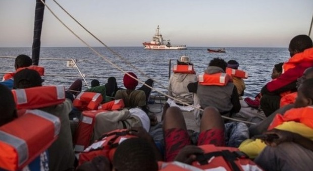Migranti, Mediterranea lancia una raccolta fondi per pagare le multe: «L'obiettivo è 300 mila euro»