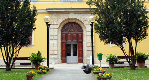 L'ingresso dell Opera Pia Mastai Ferretti a Senigallia