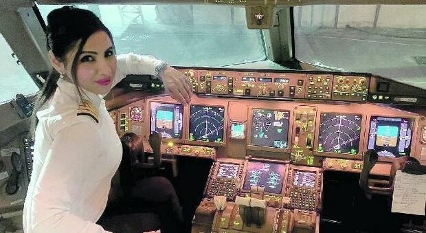 Zoya, prima donna pilota indiana alla guida di un Boeing: «Vi racconto il mio volo da record»