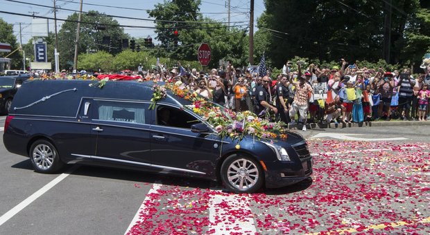 Muhammad Ali, l'addio a Louisville, ma ora scoppia il caso Erdogan
