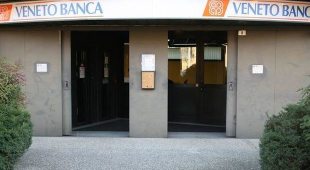 Una delle filiali di Veneto Banca in provincia di Treviso