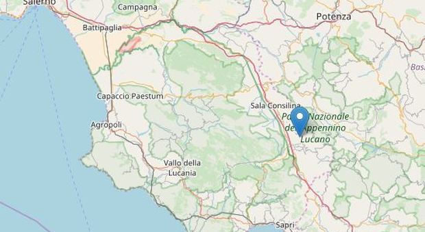 Salerno, terremoto di magnitudo 3,8: gente in strada e scuole chiuse