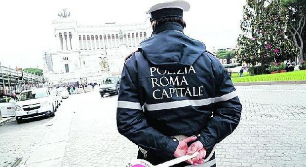 Roma, bonus multe, i vigili si spaccano: «Sì al merito». «Non siamo sceriffi»