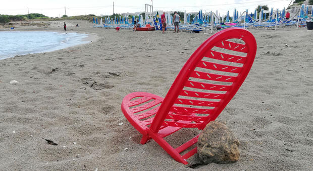 Brindisi, un Ferragosto di divieti: no a feste e falò in spiaggia