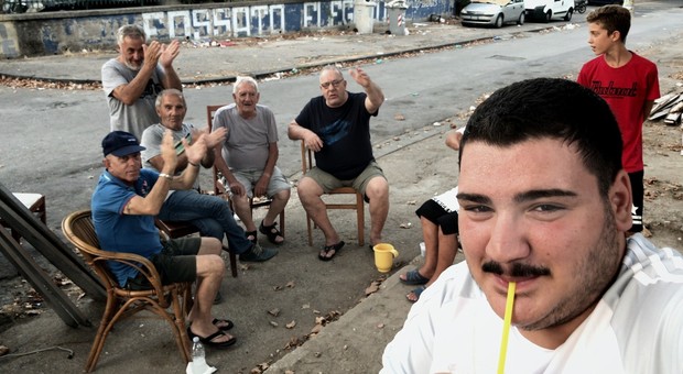 Dal cellulare alla pistola, Ferrente porta “Selfie” al festival di Berlino
