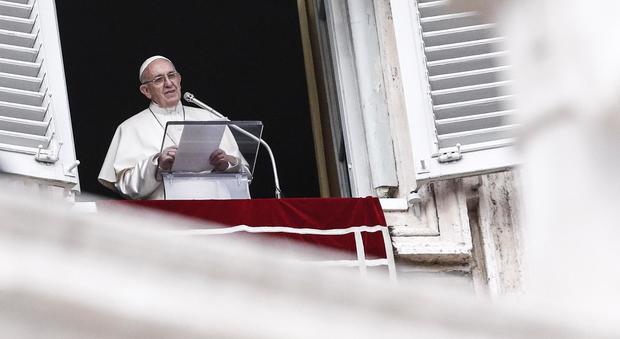 Papa Francesco: 2018 pieno di guai si ingrossa il fronte contro l'Amoris Laetitia
