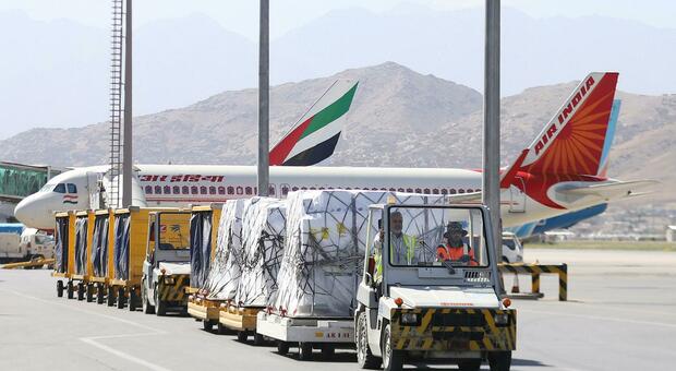Afghanistan, disposto un volo di rientro per i cittadini italiani