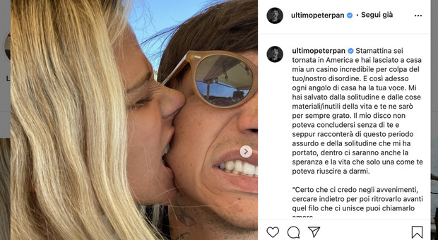 Ultimo, amore e ironia nella dedica su Instagram per la fidanzata partita per l'America: «Mi hai salvato» IL POST
