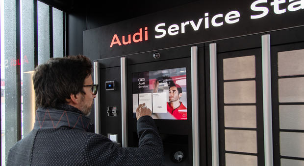 Le semplici operazioni di registrazione per prenotare la manutenzione Audi all'aeroporto di Bologna
