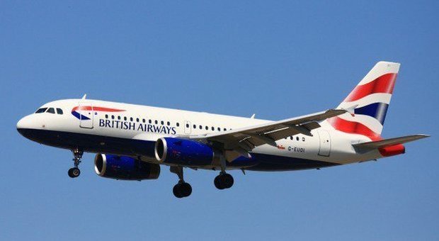 Volo Bari-Londra, atterraggio d'emergenza a Basilea: fumo in cabina sull'aereo della British Airways