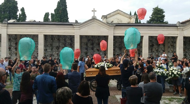 Il funerale di Marco Codolan