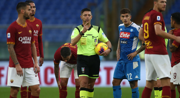 Napoli-Roma, cambia l'arbitro: Rocchi sostituisce Di Bello